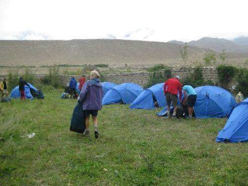TREKKING IN MUSTANG 2010